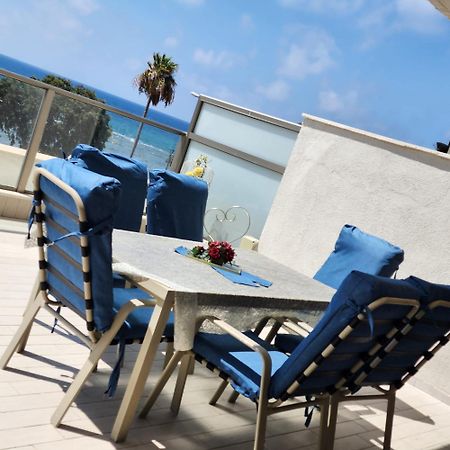 Mobersham'S House In Acre Apartment Bagian luar foto